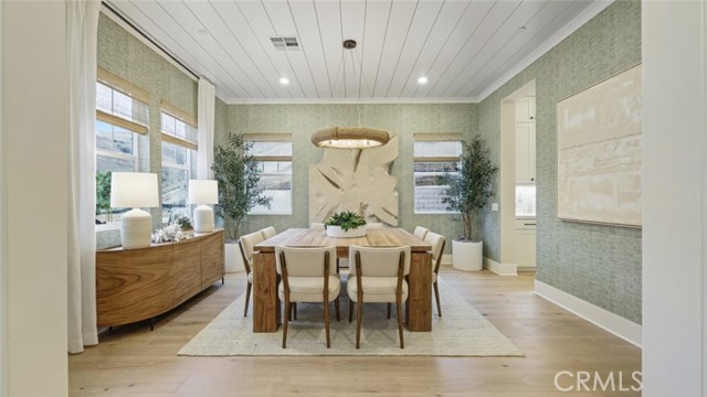 Image 11 of 37 For 21407 Zaca Court