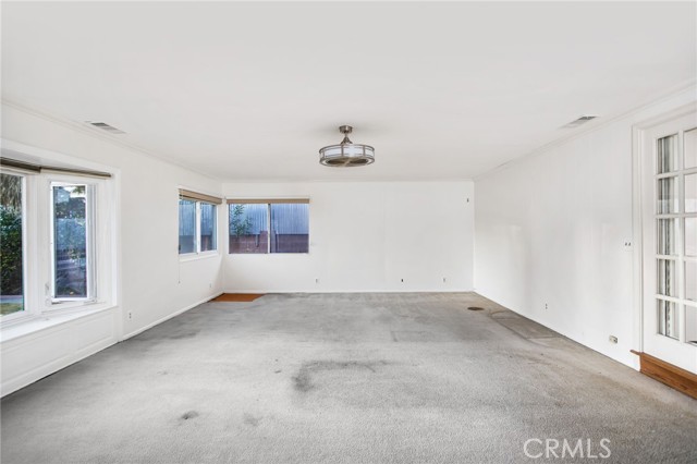 645 S Archer Street, Anaheim CA: https://media.crmls.org/medias/946b8848-79c4-4a75-a97d-7b3429f8332a.jpg