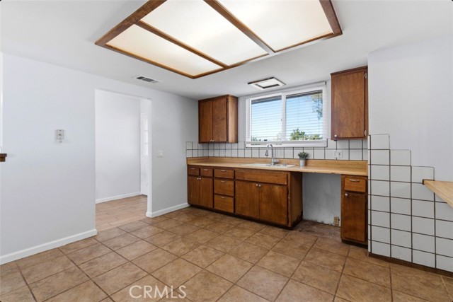 Detail Gallery Image 11 of 43 For 14789 Kimball, Hesperia,  CA 92345 - 3 Beds | 2 Baths