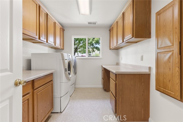 Detail Gallery Image 17 of 47 For 3038 Top Hand Ct, Chico,  CA 95973 - 4 Beds | 3 Baths