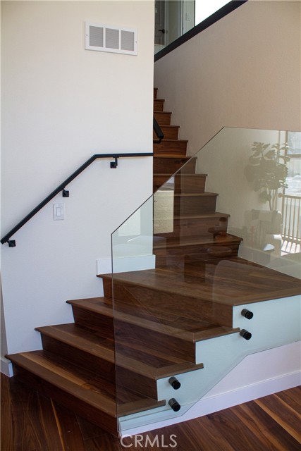 Detail Gallery Image 26 of 57 For 11845 Mayfield Ave #303,  Los Angeles,  CA 90049 - 2 Beds | 2/1 Baths