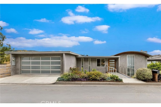 1385 Terrace Way, Laguna Beach CA: https://media.crmls.org/medias/946dc53a-2aba-4597-a16b-bfa5473f54e6.jpg