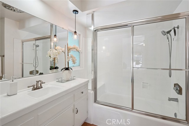 Detail Gallery Image 29 of 41 For 4527 Leata Ln, La Canada Flintridge,  CA 91011 - 2 Beds | 2 Baths