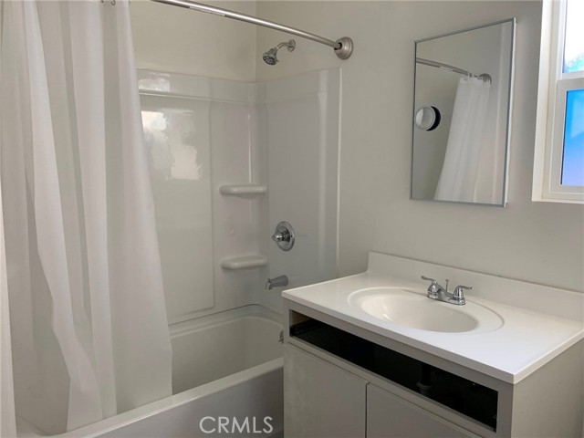 Detail Gallery Image 12 of 16 For 6510 S Figueroa, Los Angeles,  CA 90003 - – Beds | – Baths