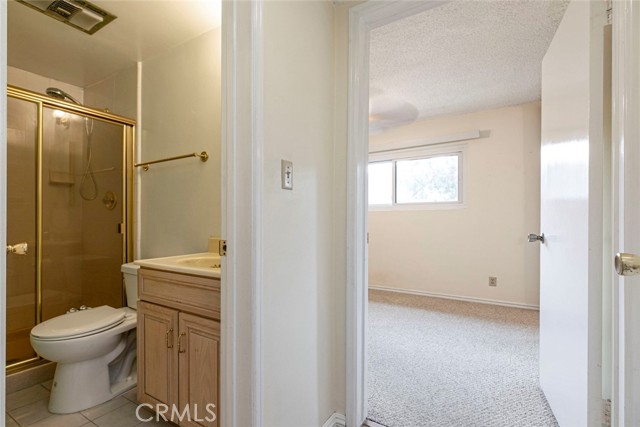 6700 Hillpark Drive, Los Angeles CA: https://media.crmls.org/medias/946ea1a2-1de9-42df-9256-17c13f227dd4.jpg