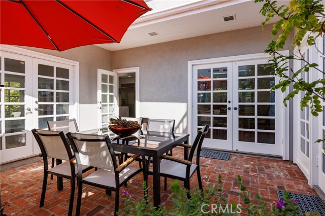 Detail Gallery Image 17 of 37 For 111 via Undine, Newport Beach,  CA 92663 - 5 Beds | 4 Baths