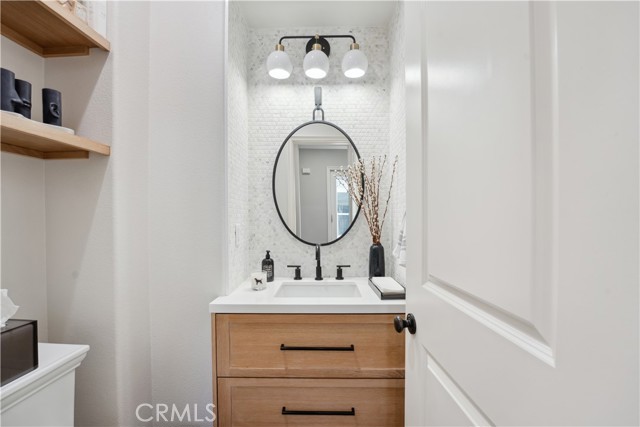 Detail Gallery Image 17 of 43 For 3995 Prado Del Trigo, Calabasas,  CA 91302 - 4 Beds | 4/1 Baths