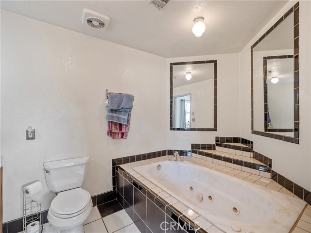 Detail Gallery Image 16 of 37 For 3681 Sierra, Rosamond,  CA 93560 - 3 Beds | 2/1 Baths