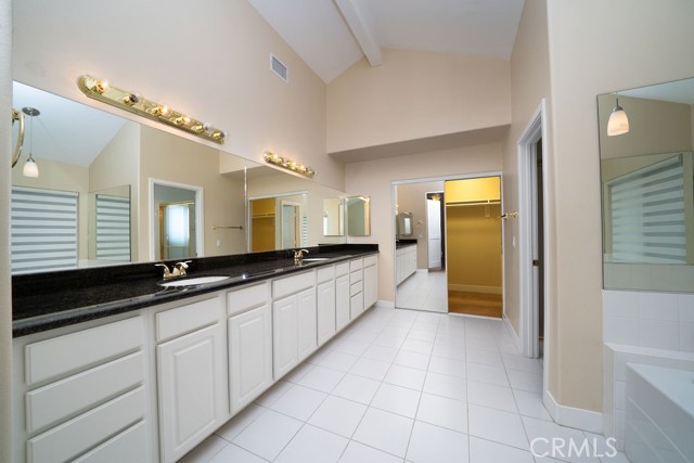 Detail Gallery Image 19 of 33 For 34 Columbus, Irvine,  CA 92620 - 4 Beds | 2/1 Baths