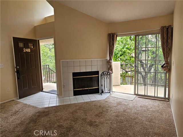 Detail Gallery Image 1 of 11 For 24141 Del Monte Dr #248,  Valencia,  CA 91355 - 2 Beds | 2 Baths