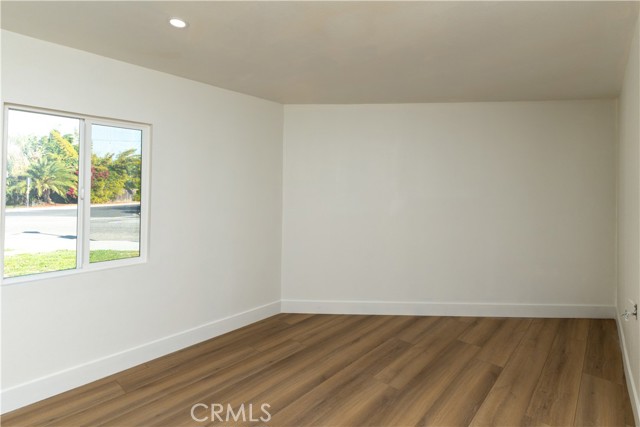 Detail Gallery Image 11 of 15 For 8326 Greenpoint, Riverside,  CA 92503 - 3 Beds | 2 Baths