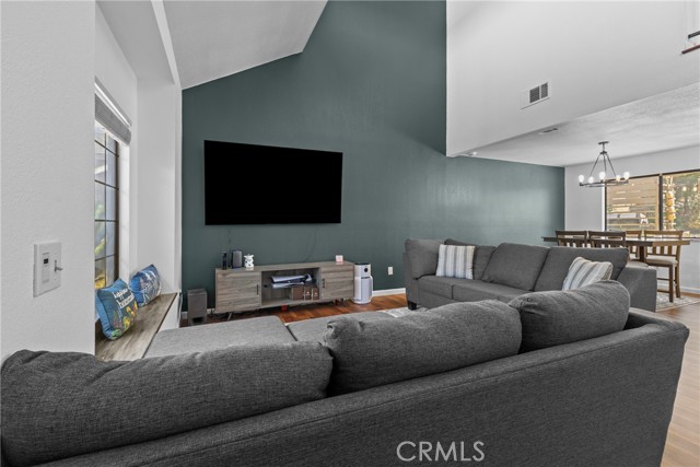 Detail Gallery Image 5 of 38 For 1375 Western Village Dr, San Jacinto,  CA 92583 - 3 Beds | 2/1 Baths