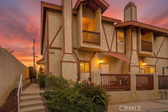 Detail Gallery Image 1 of 42 For 284 Laurel Ave #5,  Brea,  CA 92821 - 2 Beds | 1/1 Baths