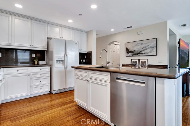 Detail Gallery Image 5 of 27 For 3639 Dunkirk Dr, Oxnard,  CA 93035 - 2 Beds | 2 Baths