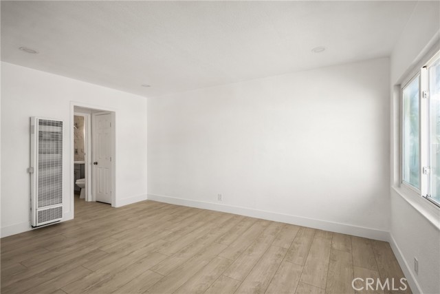 Detail Gallery Image 4 of 36 For 825 S Shelton St, Santa Ana,  CA 92703 - – Beds | – Baths