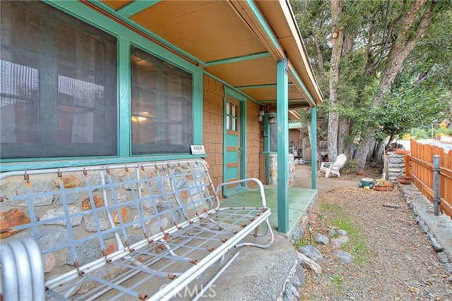 Detail Gallery Image 10 of 75 For 6818 Mt Baldy Rd, Mt Baldy,  CA 91759 - 2 Beds | 1 Baths