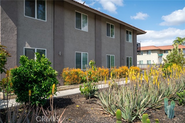 5746 Tilton Avenue, Jurupa Valley CA: https://media.crmls.org/medias/94751111-059a-4092-8ea8-f0d658832c0f.jpg