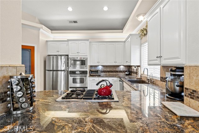 17 Pleasant Oak Lane, Oroville CA: https://media.crmls.org/medias/94759d54-93ae-4808-b23e-51f9edd97e73.jpg