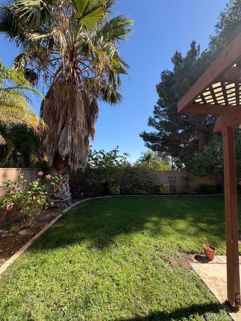 MLS #OC25247531 image #14