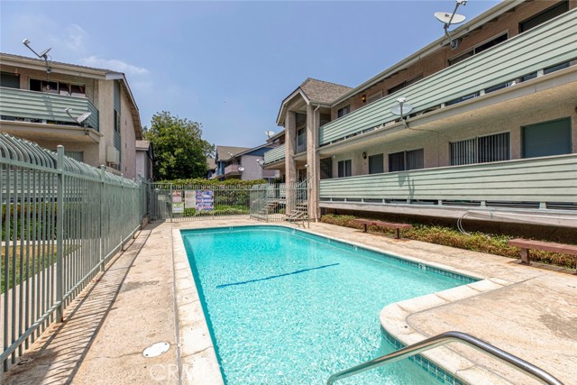 Detail Gallery Image 6 of 29 For 13100 Bromont Ave #8,  Sylmar,  CA 91342 - 2 Beds | 1 Baths