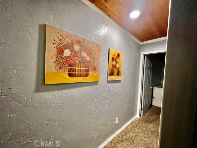 165 Sunset Lane, Sugarloaf CA: https://media.crmls.org/medias/94768a81-c518-4370-ab9a-f5a57497fb0d.jpg