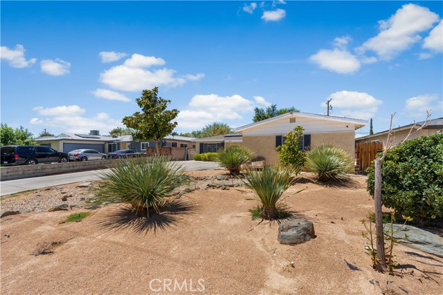 Detail Gallery Image 2 of 31 For 45029 16th St, Lancaster,  CA 93534 - 3 Beds | 2 Baths