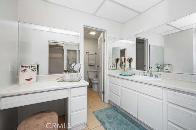 12300 Montecito Road, Seal Beach CA: https://media.crmls.org/medias/947717bc-9315-4c5e-a645-0de43f6970ab.jpg