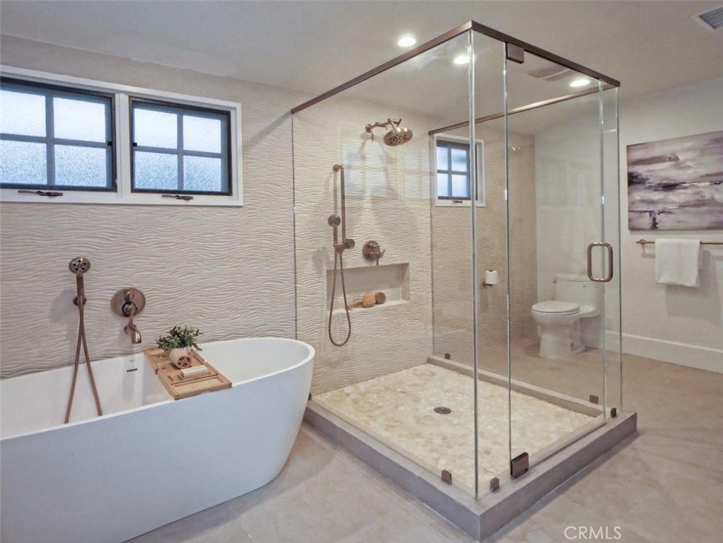 https://media.crmls.org/medias/94773d2c-fc79-421a-9659-0bccbce294db.jpg?preset=X-Large