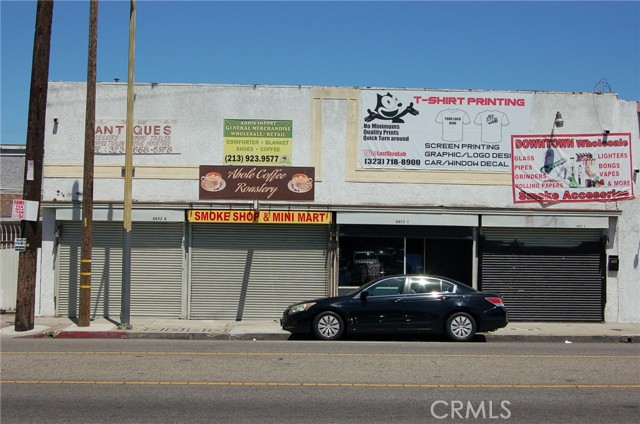 8852 S Western Ave, Los Angeles, CA 90047