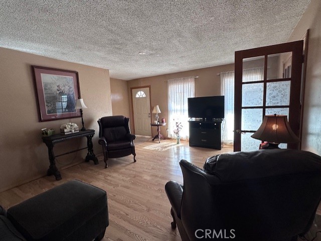Detail Gallery Image 6 of 32 For 25478 Ash Rd, Barstow,  CA 92311 - 4 Beds | 2 Baths