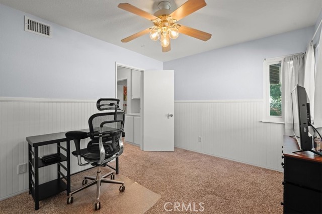 Detail Gallery Image 30 of 70 For 15717 Rosehaven Ln, Canyon Country,  CA 91387 - 3 Beds | 2/1 Baths