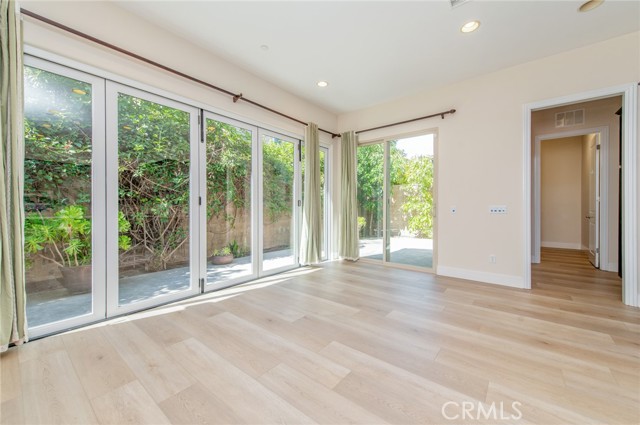 Detail Gallery Image 12 of 35 For 55 Carrington, Irvine,  CA 92629 - 4 Beds | 4 Baths