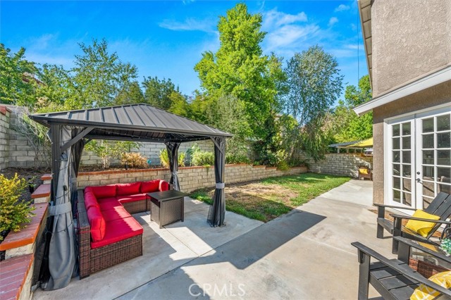 28230 Evergreen Lane, Saugus CA: https://media.crmls.org/medias/947807a4-40e7-4ae9-a9fb-80713d3f84d2.jpg