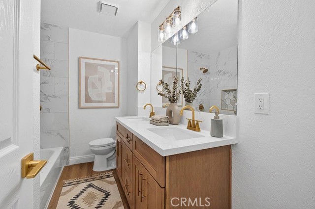 Detail Gallery Image 9 of 49 For 4392 Elm, Long Beach,  CA 90807 - 4 Beds | 2 Baths