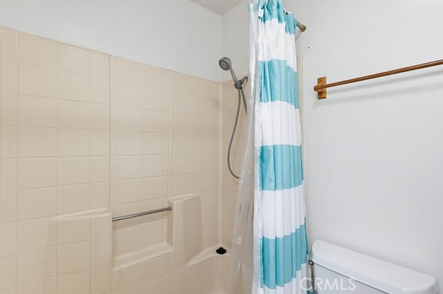 Image 55 of 75 For 5812 Graywood