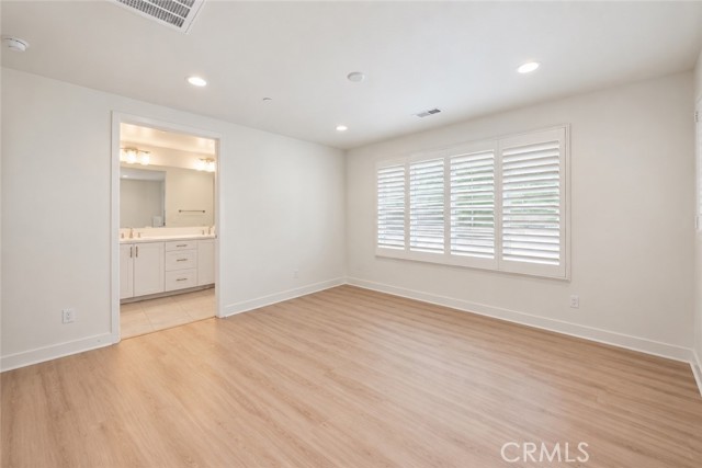 23201 West Canterbury photo 14
