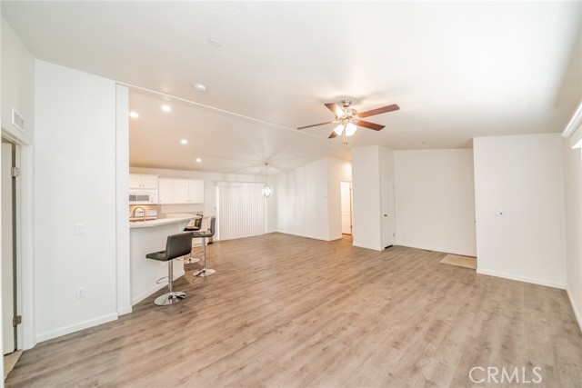 1573 Smoke Tree Road, Pinon Hills CA: https://media.crmls.org/medias/947aaa62-0cc0-45db-a339-8c58077b151e.jpg