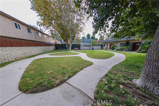 Detail Gallery Image 32 of 34 For 17053 Roscoe Bld #1,  Northridge,  CA 91325 - 2 Beds | 2 Baths