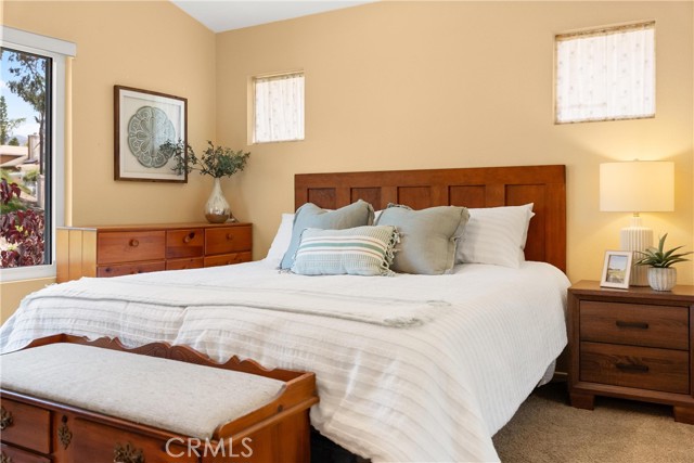 8 Chatri Circle, Lake Forest CA: https://media.crmls.org/medias/947c0c61-8c7a-4cec-a6cb-4a7b8716cd39.jpg