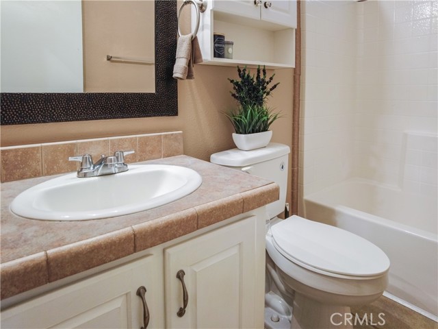 Detail Gallery Image 11 of 34 For 1150 Ventura Bld #119,  Camarillo,  CA 93010 - 3 Beds | 2 Baths