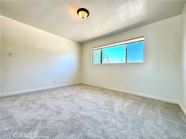 44037 Fern Avenue, Lancaster CA: https://media.crmls.org/medias/947dbd95-3c32-4475-a15e-384331e2f345.jpg