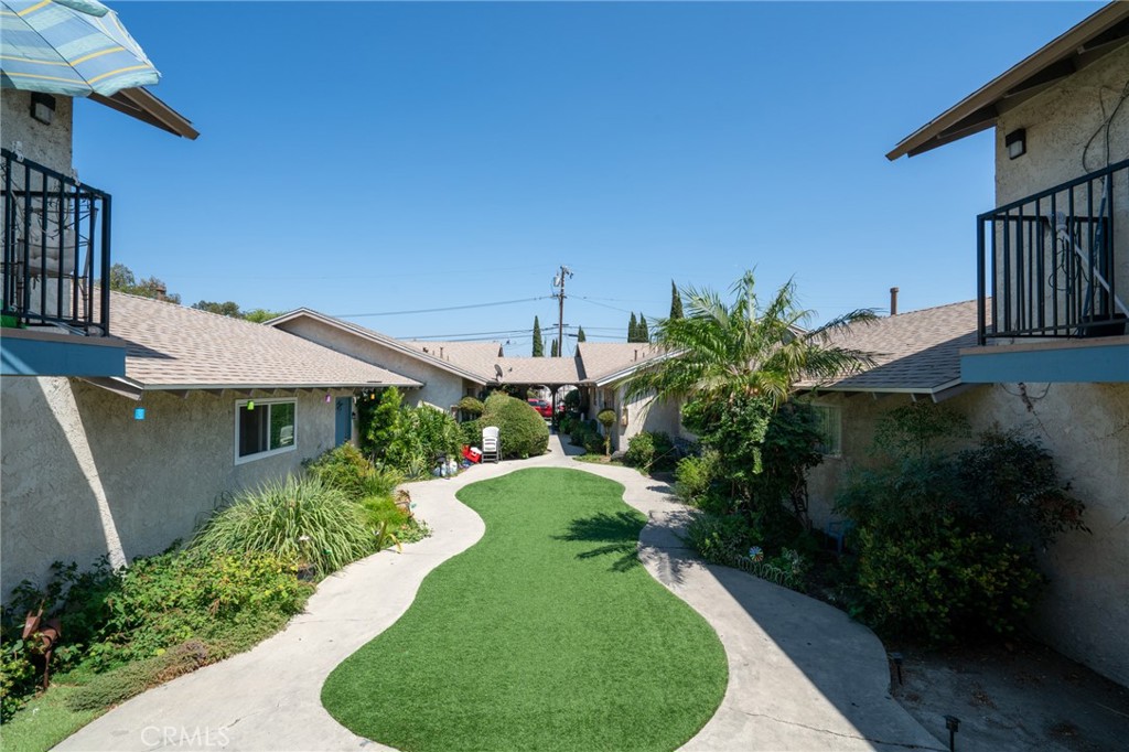 MLS #OC25193169 image #7