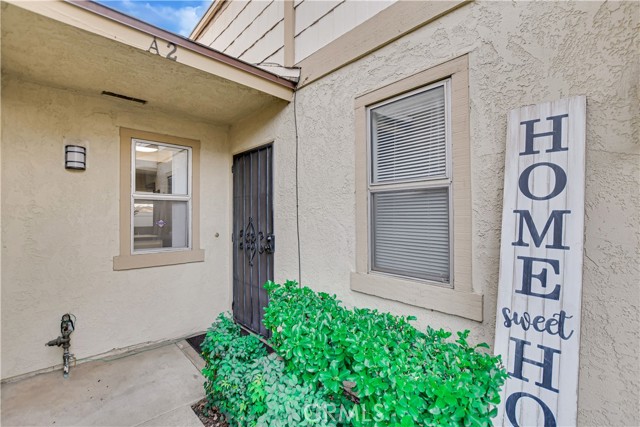 Detail Gallery Image 6 of 36 For 1031 S Palmetto Ave #A2,  Ontario,  CA 91762 - 2 Beds | 2 Baths