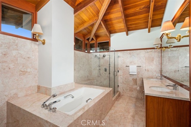 Detail Gallery Image 21 of 30 For 2540 Crow Foot Ln, Diamond Bar,  CA 91765 - 4 Beds | 5 Baths