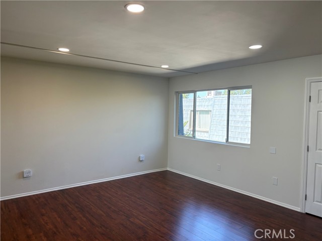Detail Gallery Image 10 of 30 For 18550 Hatteras St #86,  Tarzana,  CA 91356 - 2 Beds | 3 Baths