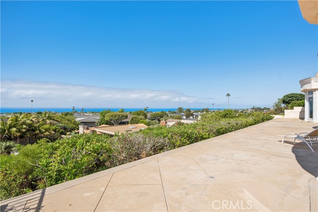 Detail Gallery Image 15 of 22 For 4627 Surrey Dr, Corona Del Mar,  CA 92625 - 4 Beds | 4/1 Baths