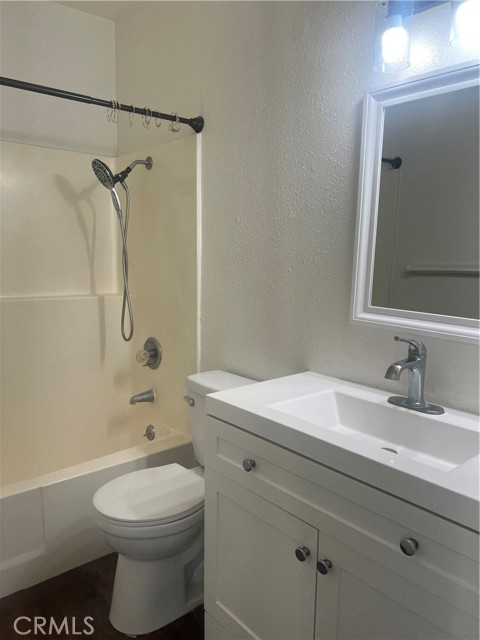 Detail Gallery Image 5 of 13 For 2240 Notre Dame Unit 5 Bld #5,  Chico,  CA 95928 - 2 Beds | 1 Baths