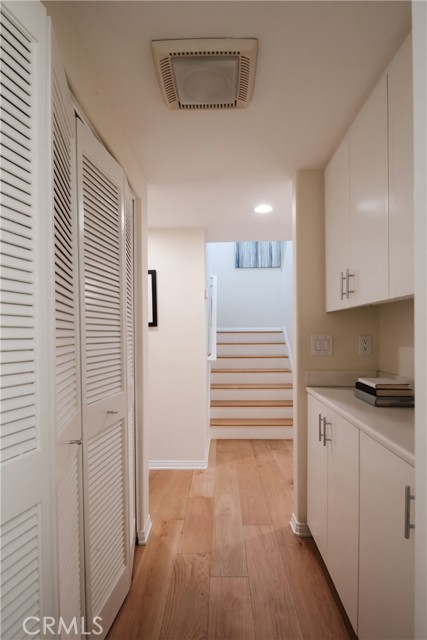 Washer-dryer closet