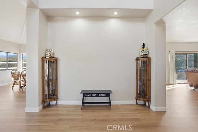 Detail Gallery Image 6 of 60 For 2680 Kashmere Canyon, Acton,  CA 93510 - 4 Beds | 3 Baths