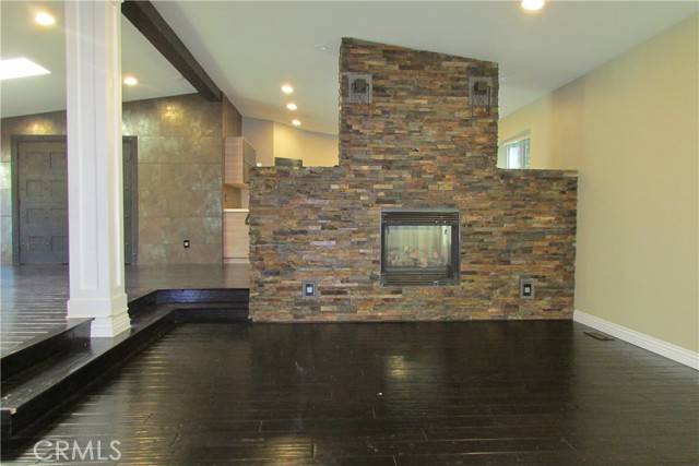 Detail Gallery Image 7 of 47 For 15455 Glenoaks #67,  Sylmar,  CA 91342 - 2 Beds | 1/1 Baths